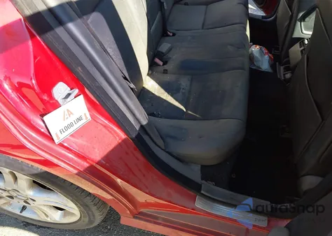 2008 Mercedes-Benz C 300 z USA, uszkodzony, nr VIN WDDGF81XX8F130115